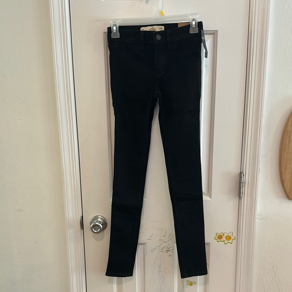 Hollister Junior’s Black Super Skinny Jeans - Size 0 Short